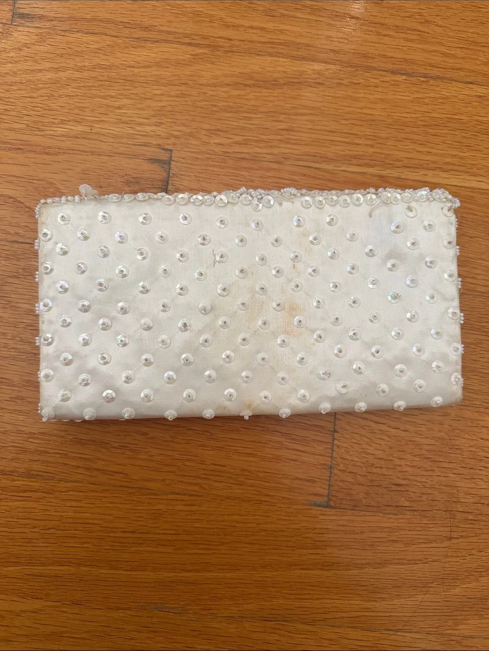 Elegant White Beaded Sequin Clutch Bag